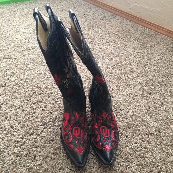 💥💥 SOLD LOCALLY! 💥💥 OU Corral Boots!! - Picture 2 of 3